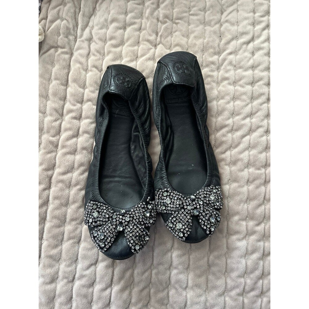 Black Tory Burch size 7.5 with Bows